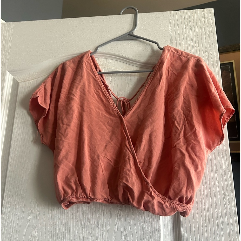 Salmon crop top, forever 21